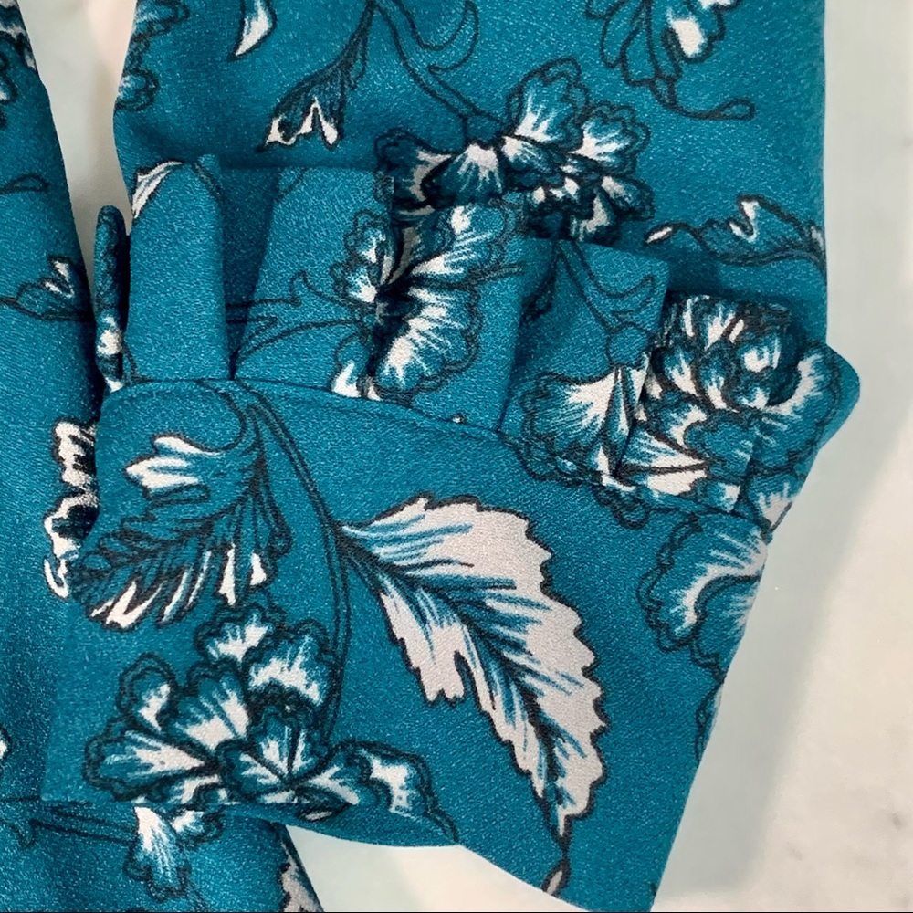 BANANA REPUBLIC Sz 0P Dress Blue Floral 3/4 Victorian Cuff Sleeve Modern - Picture 7 of 8